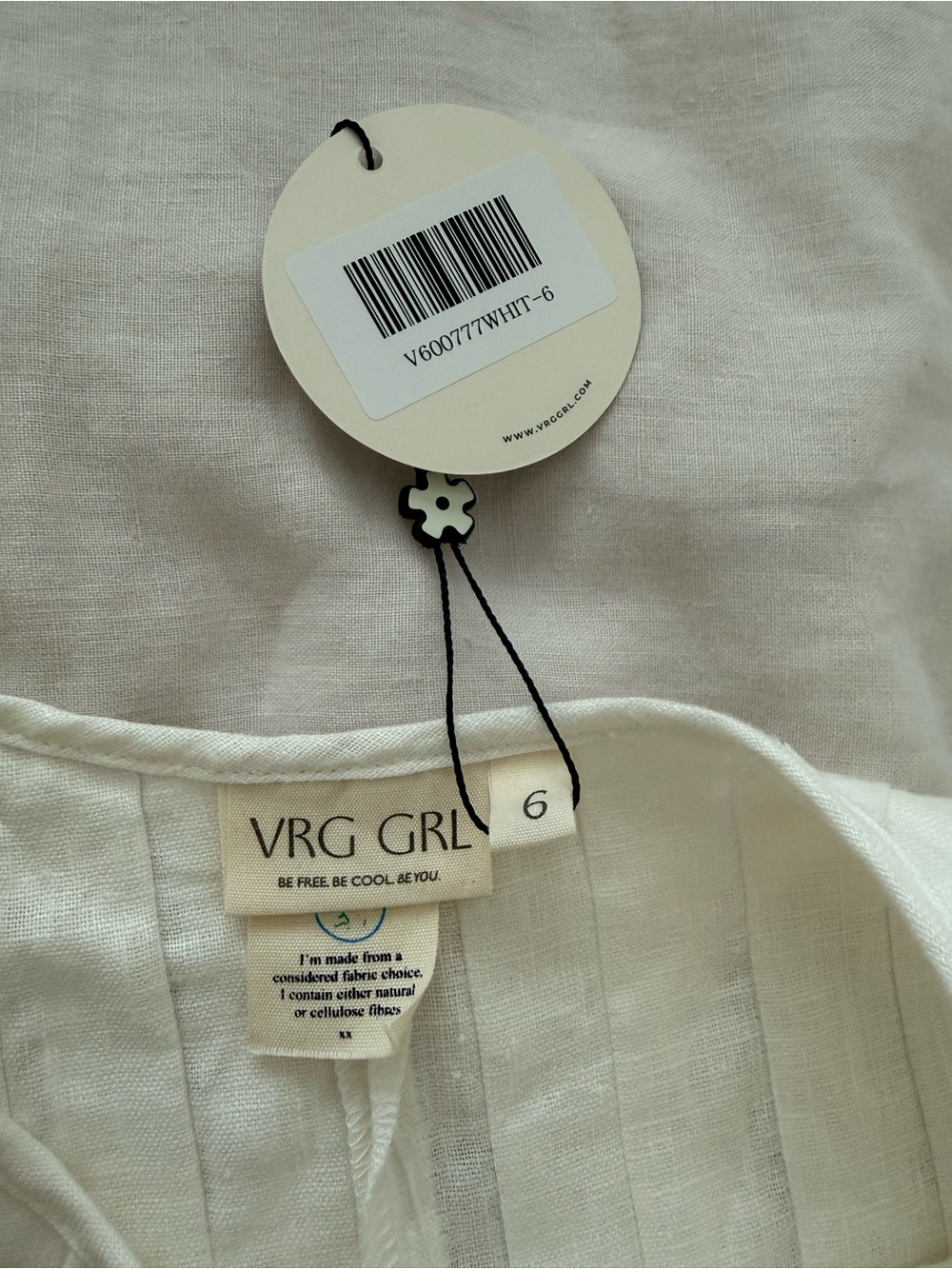 Women's Cream Pleated Tie-Front Crop Top - Picture 2 of 3
